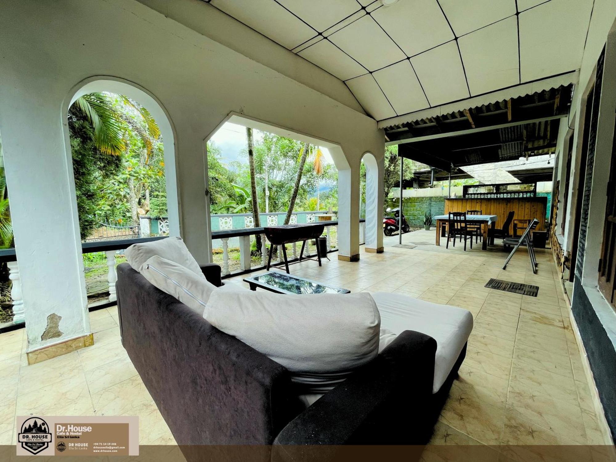 Dr House Ella - Hostel & Cafe Exterior foto